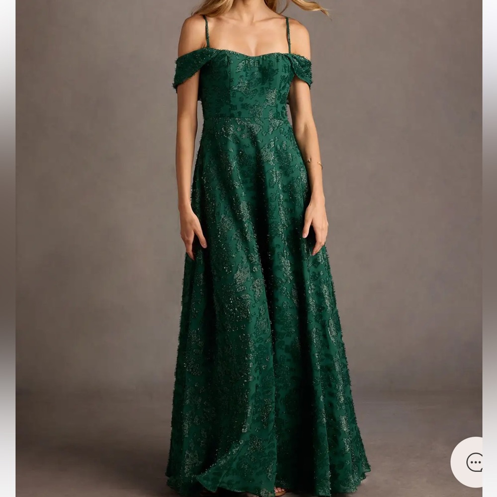 SAPHIRRA EMERALD OFF SHOULDER GOWN